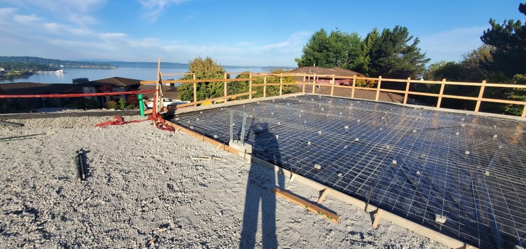 Professional general contractor working on home renovation